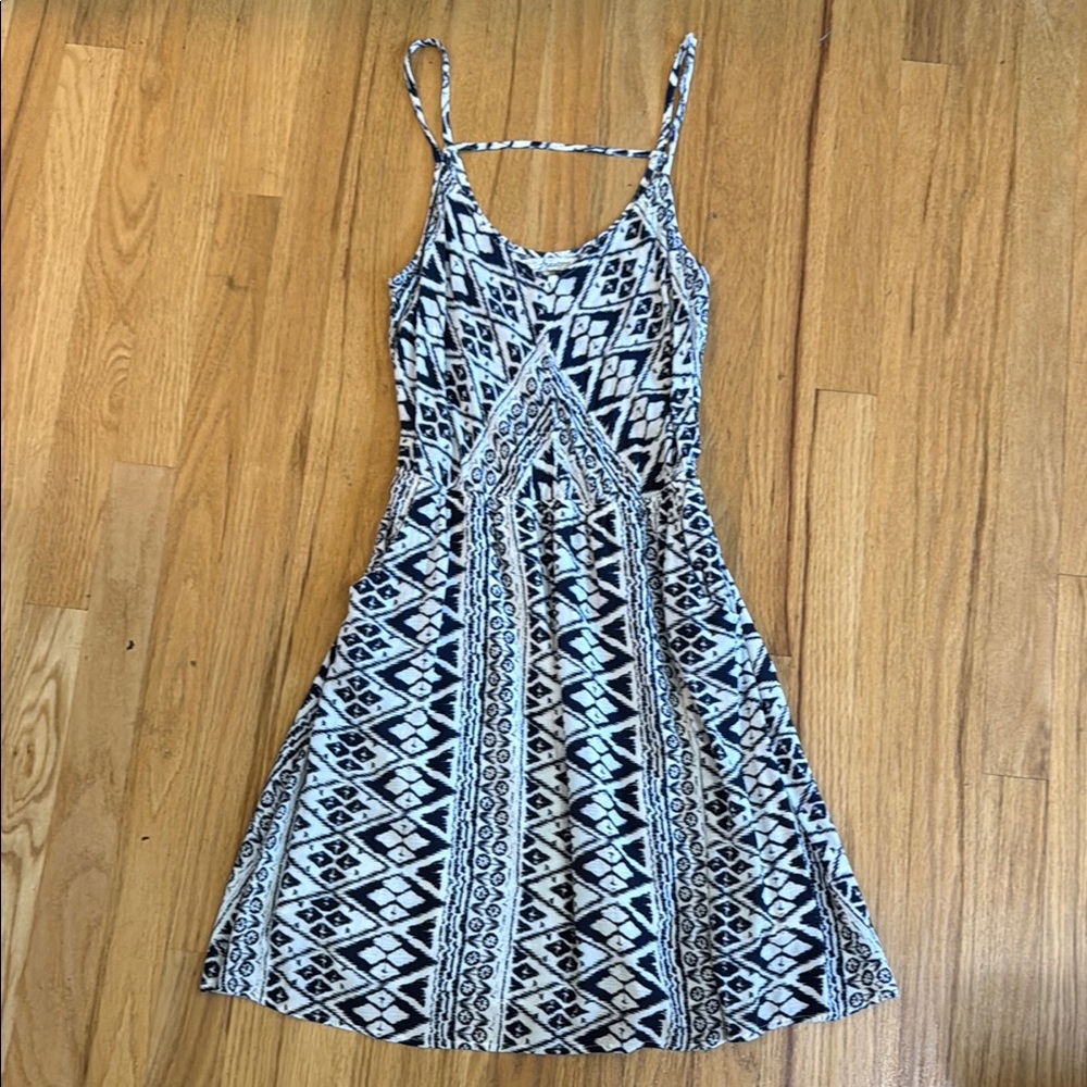 Geometric Patterned Black and White Dress Size Small Freebird